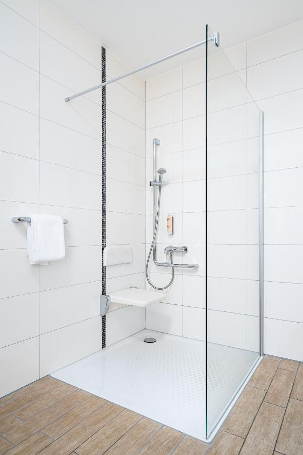 Classicx Landhaus & Hotel - Bed & Breakfast Gensingen Extérieur photo